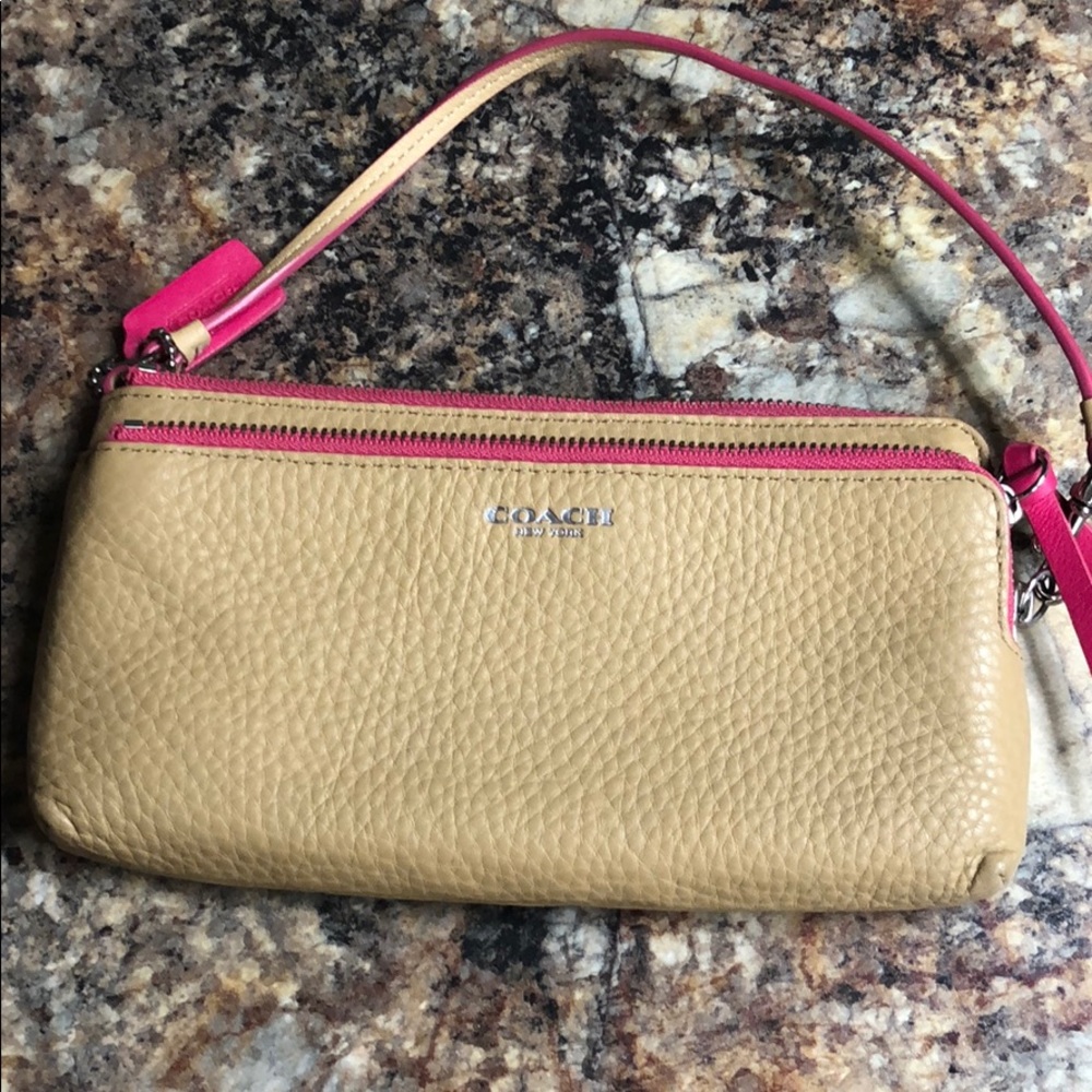 Wallet tan and pink coach